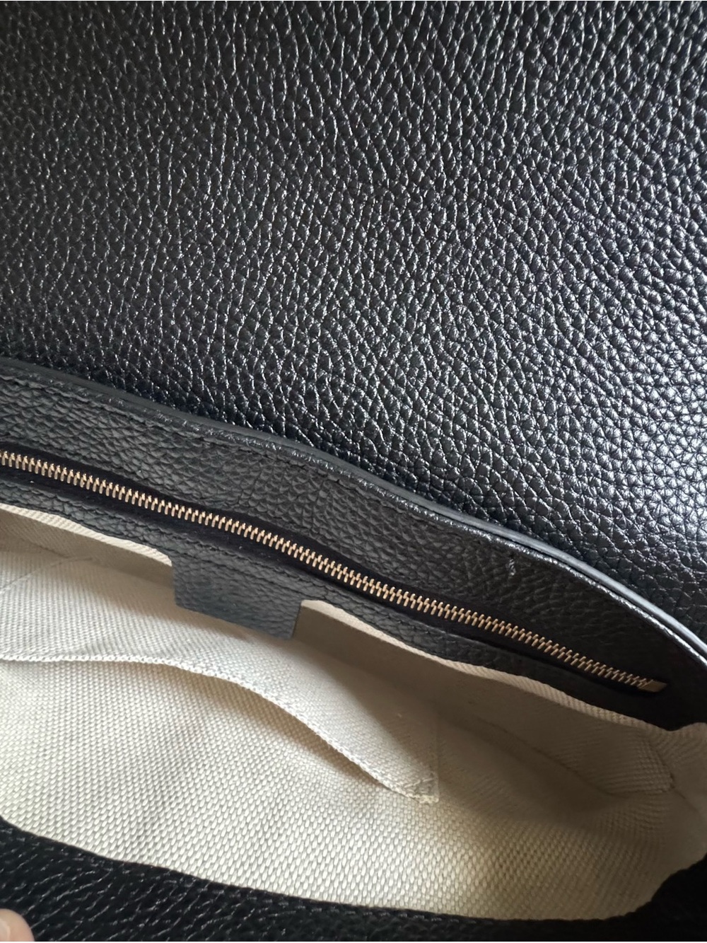 Gucci Black Pebbled Leather Mini Crossbody with Silver Chain and Tassel - Picture 7 of 11